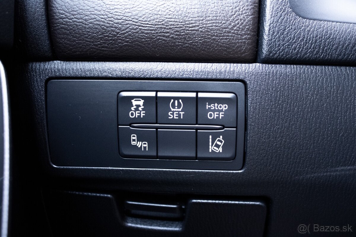 Mazda 6 Combi (Wagon) 6 2.2 Skyactiv-D Revolution TOP AWD - 12