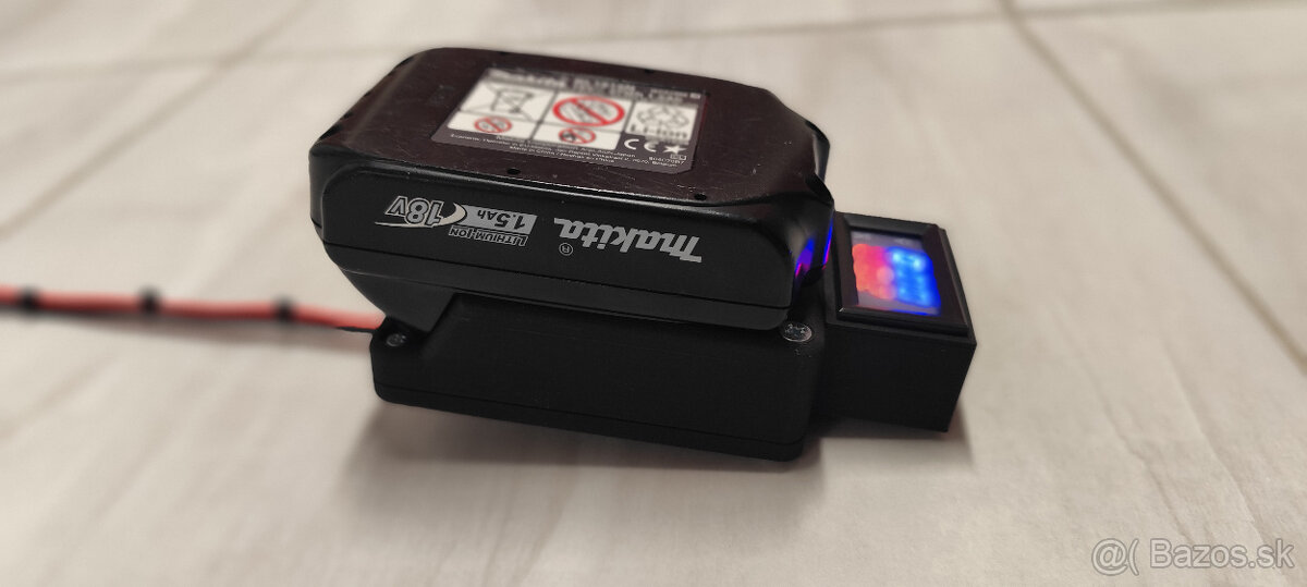 Adaptér batérie makita 18V s voltmetrom ( Hranatý/Okrúhly ) - 12