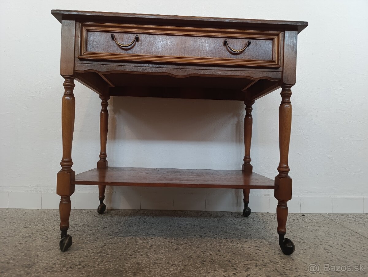 Rustikální konzolový stolek, nábytek z masívu, pojízdný - 12