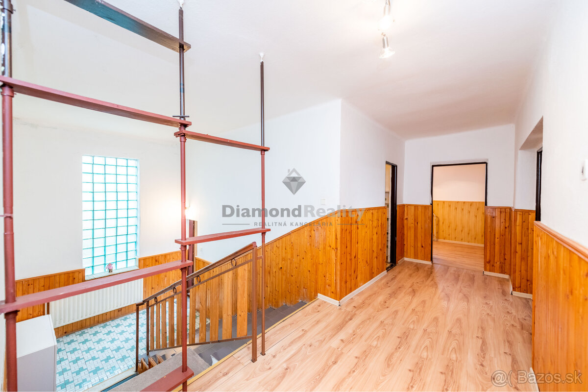 NA PREDAJ DVOJGENERAČNÝ RODINNÝ DOM V OBCI KOŠICKÉ OĽŠANY - 12