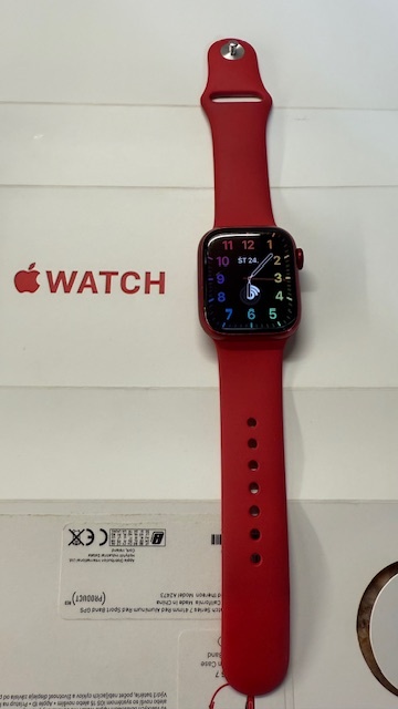 Apple Watch Series 7, GPS (Produkt) Red, 41 mm - 12