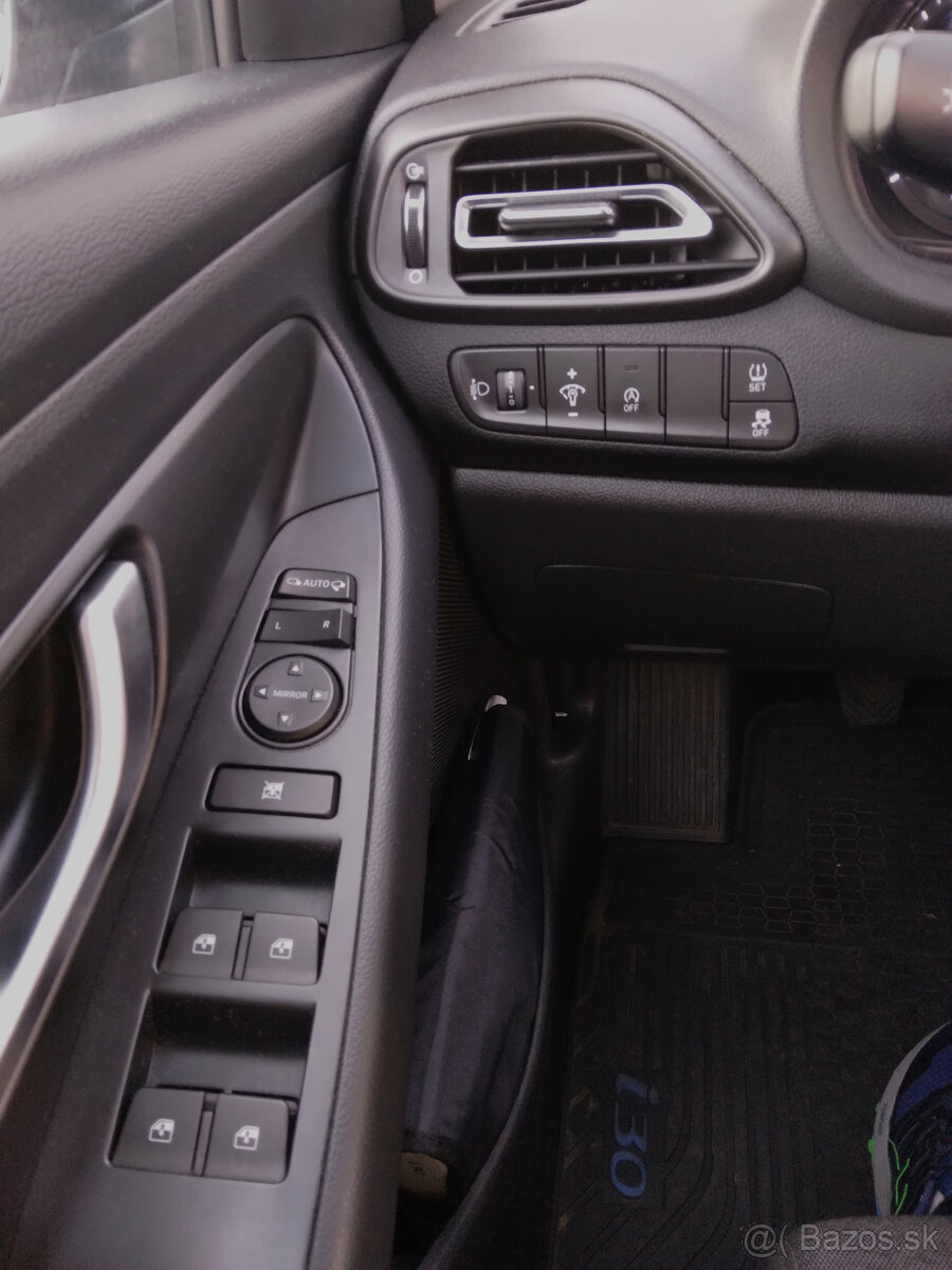 Hyundai I30 1.5 DPI r.v. 10/2020 - 12