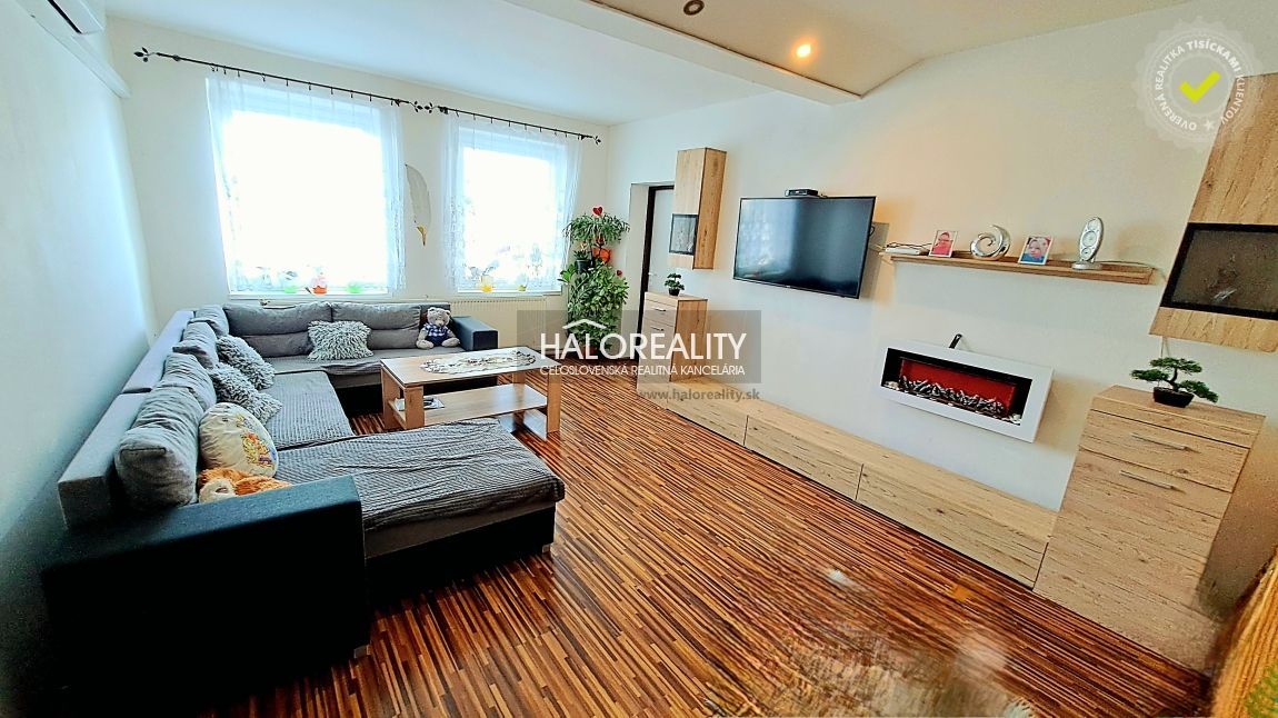 HALO reality - Predaj, rodinný dom Borovce, 2 x 3-izbový byt - 12