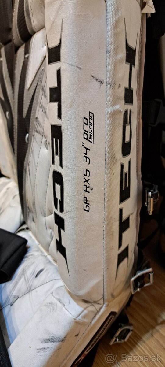 Brankárska hokejová výstroj senior - 12