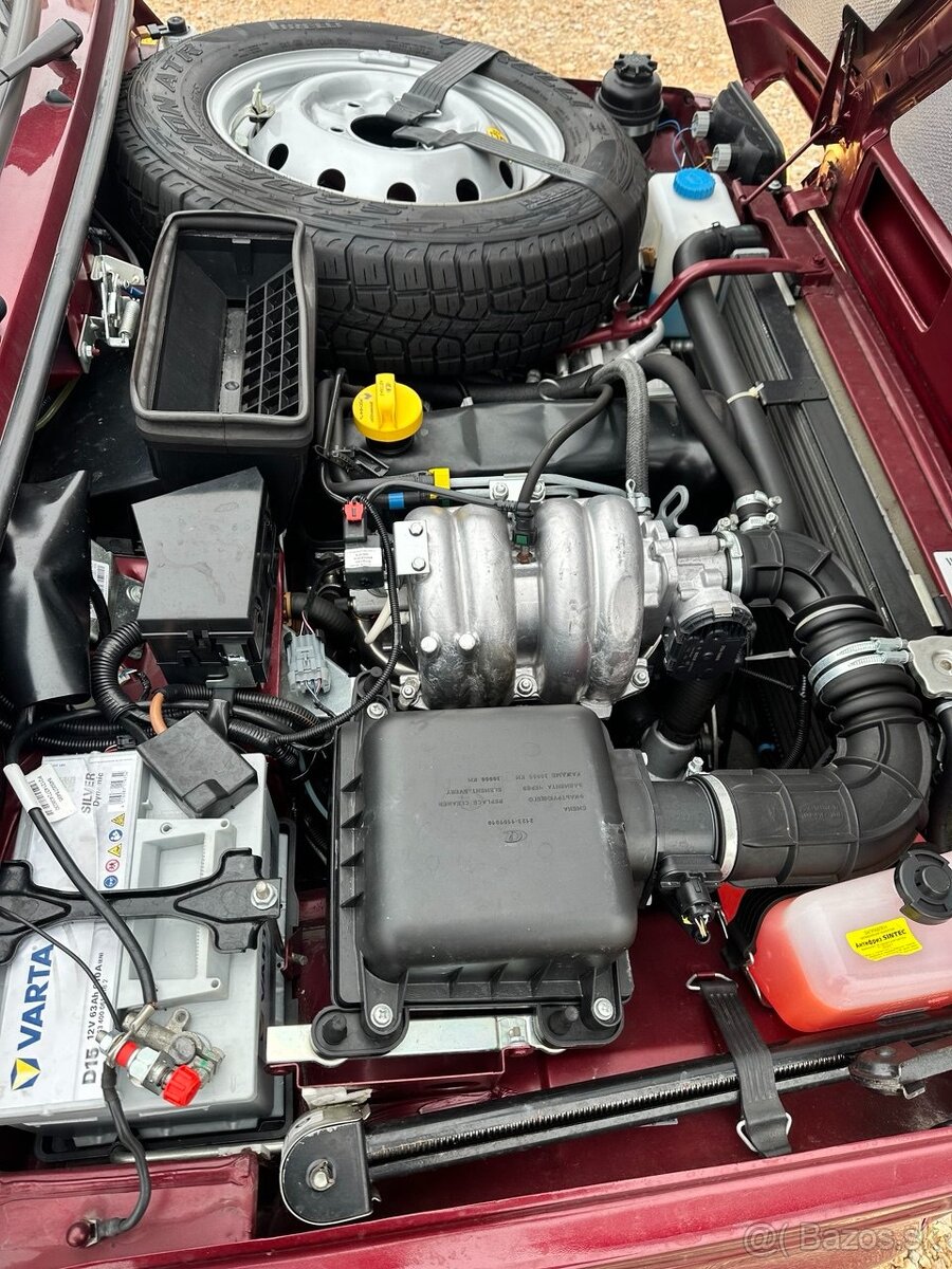 LADA NIVA URBAN BLACK EDITION - 12