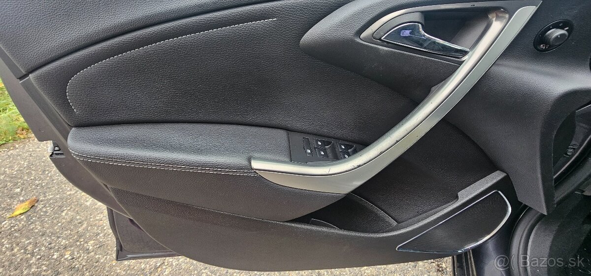 Opel Astra Sports Tourer .Rv 2011. 1.7 CDTI Diesel 81Kw110Ps - 12