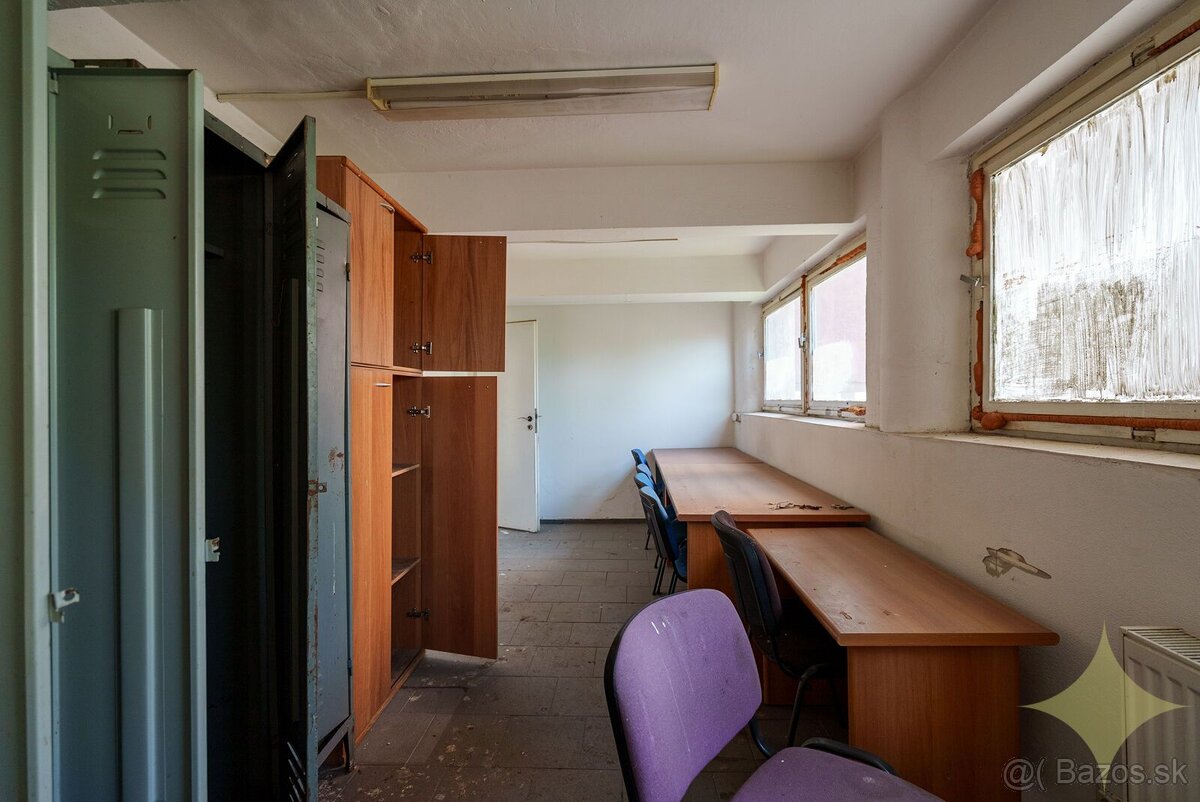 Ponúkam na predaj výrobno - skladové priestory Partizánske - 12