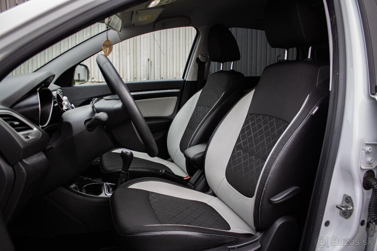 Lada Vesta SW Cross 1.6 MPI, 75kW, M5 - 12