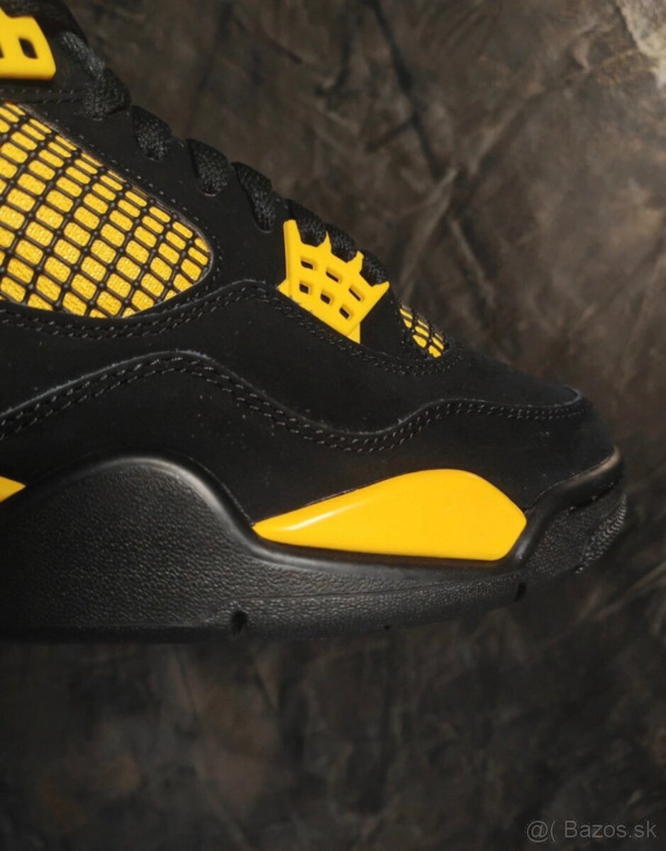 Jordan RETRO 4 Yellow - 12
