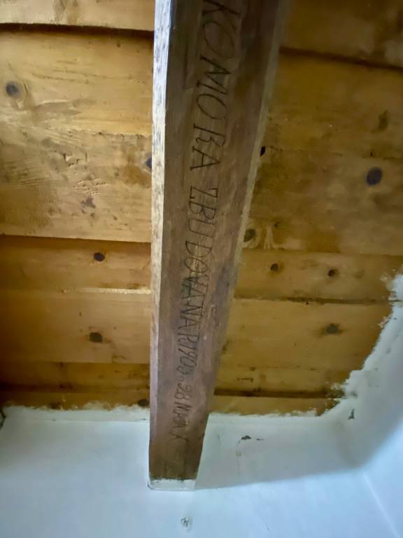 Výrazne znížená cena Na predaj dva domy s krásnym výhľadom - 12