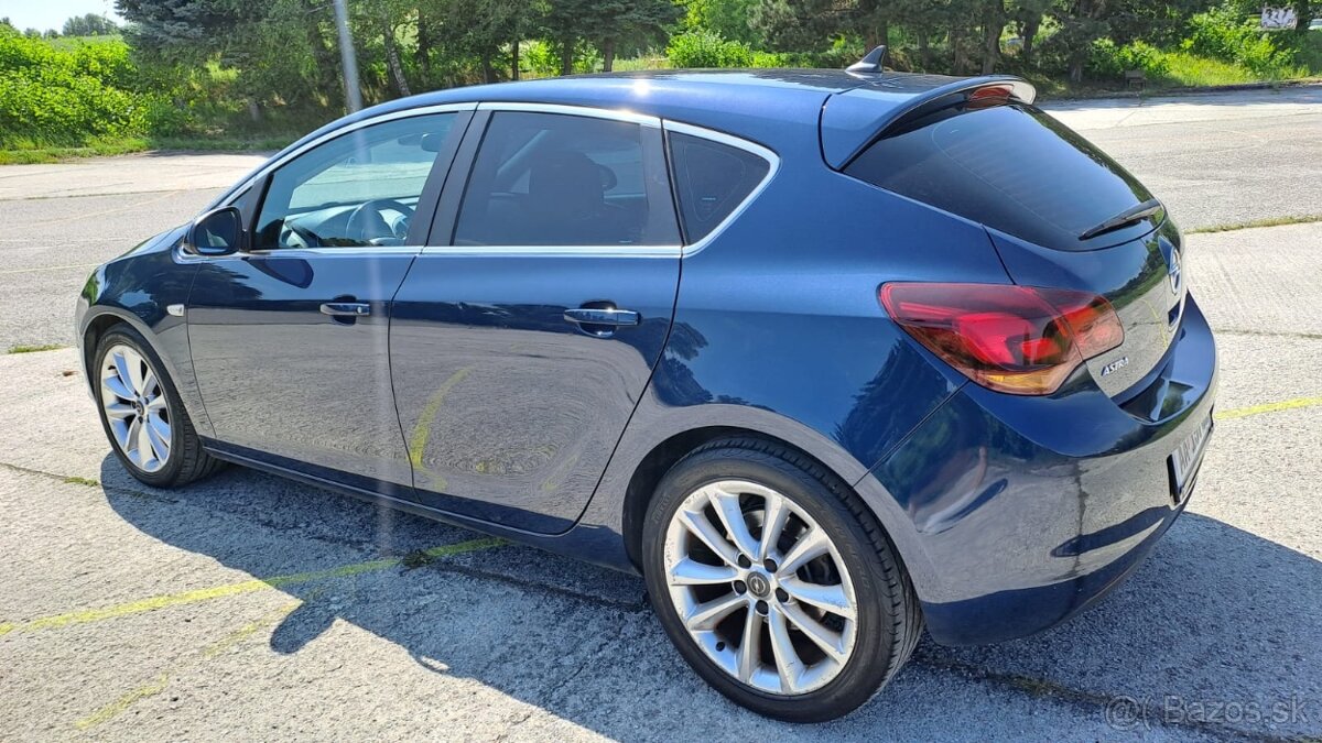 Opel Astra 1.7 cdti - 12