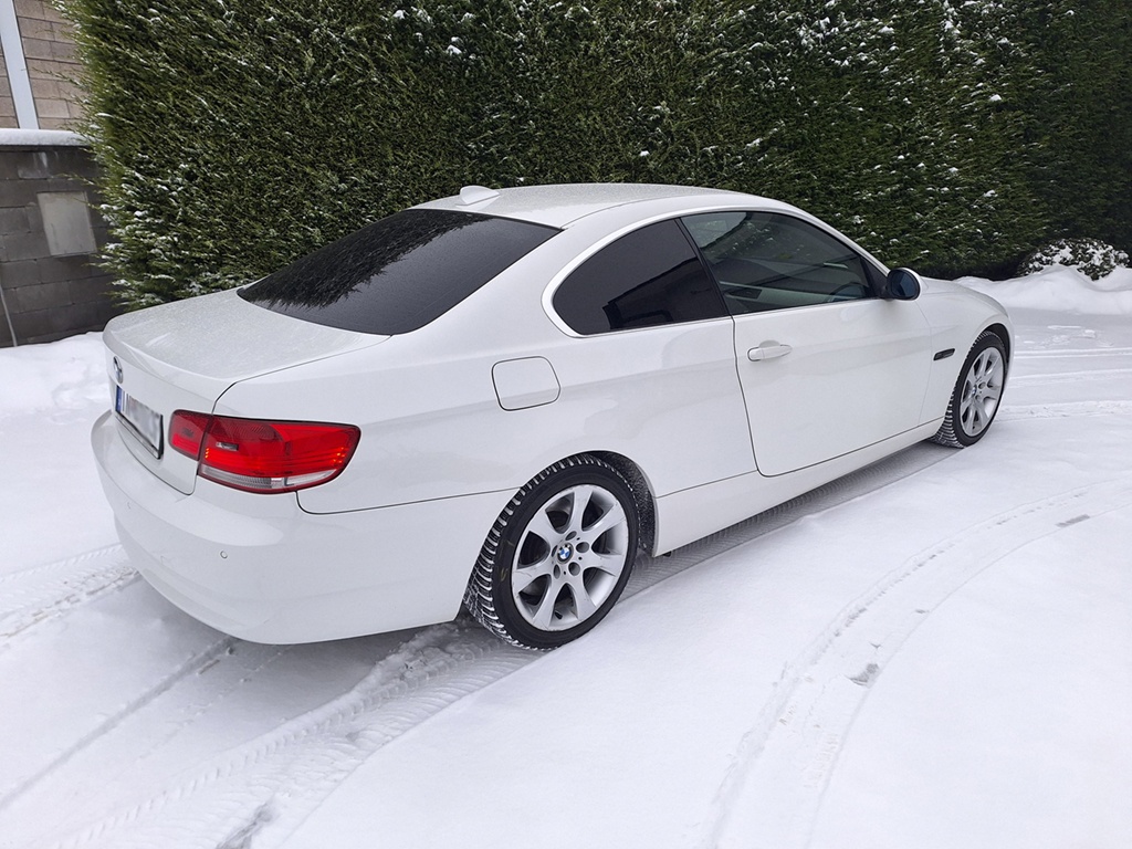 Predám BMW 330xd Coupe - 12