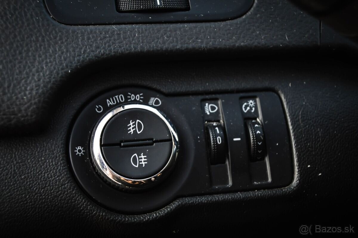 Opel Insignia 2014 1.4 Turbo - 12