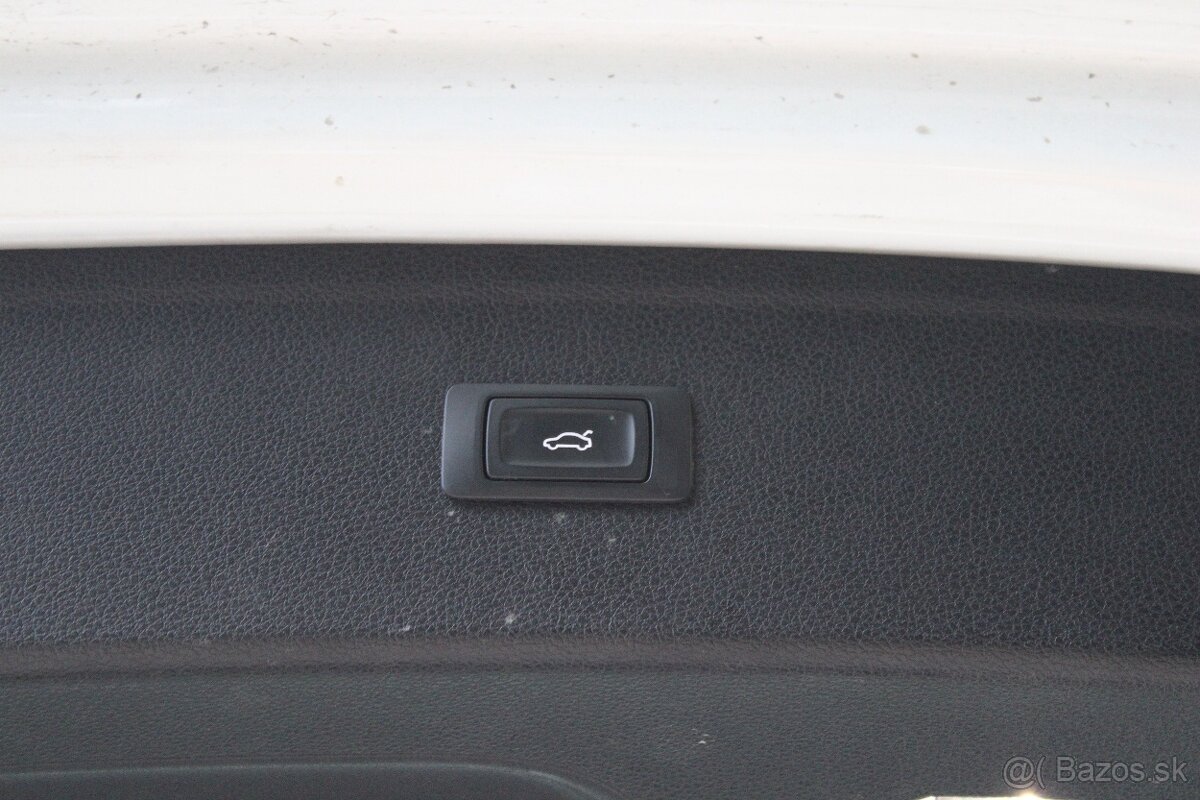 Audi Q5 35 2.0 TDI Design quattro S tronic - 12