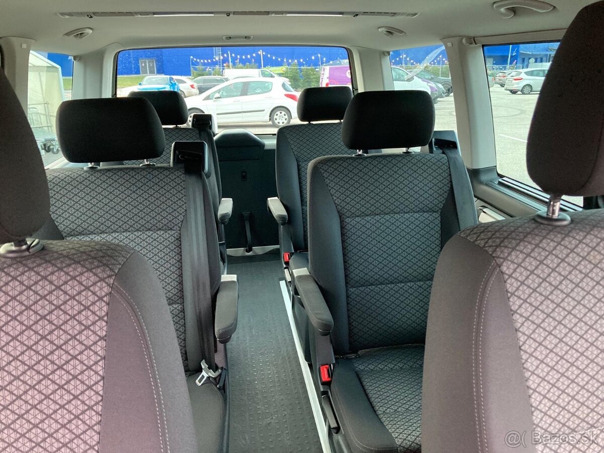 Volkswagen Multivan 6.1 - 12