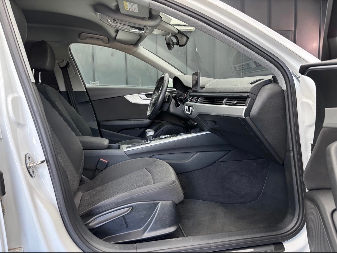 Audi A4 Avant 2.0 TDI Design S tronic - 12