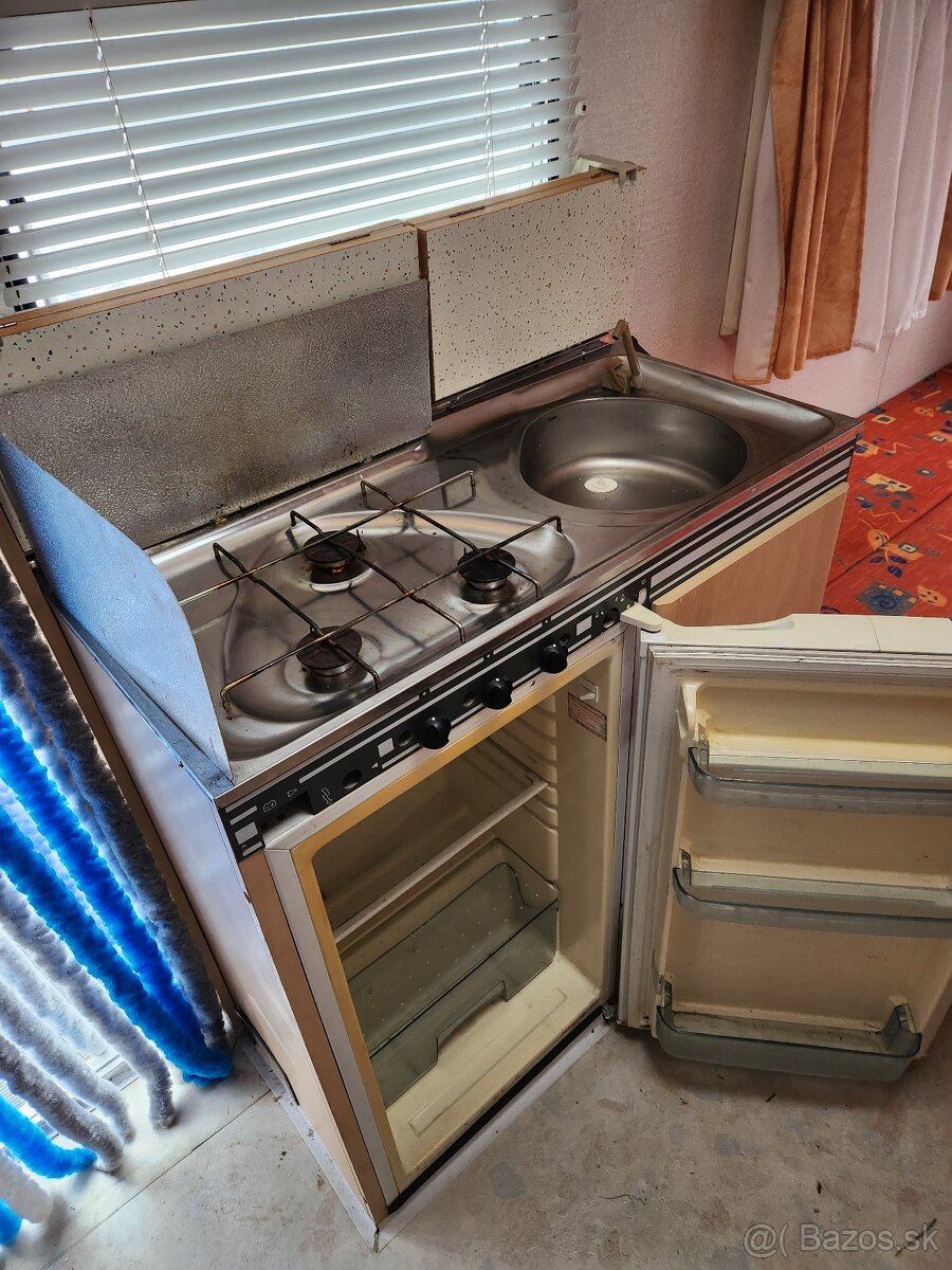 Predmet: Predám Karavan Sterckeman Sunstar 430 M (r. v. 2000 - 12