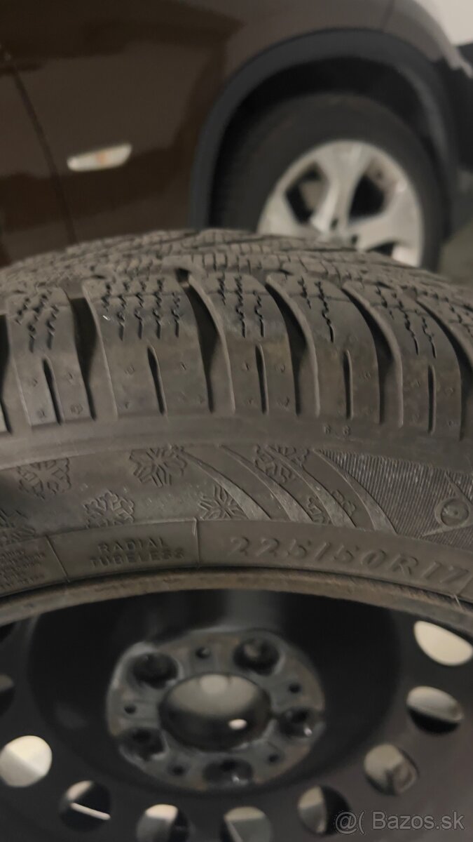 Zimné kolesá Dunlop225/50R17 runflat vrátane krytov - 12