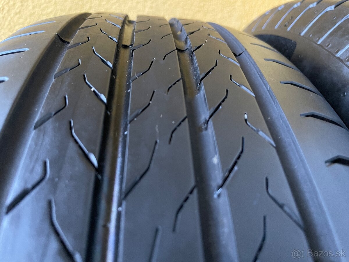 CONTINENTAL EcoContact 6Q 215/65 R17 99H - 12