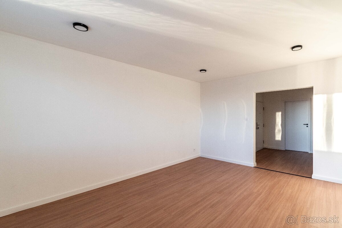 Dizajnový 3 izbový byt po kompletnej rekonštrukcii, 72 m2 - 12