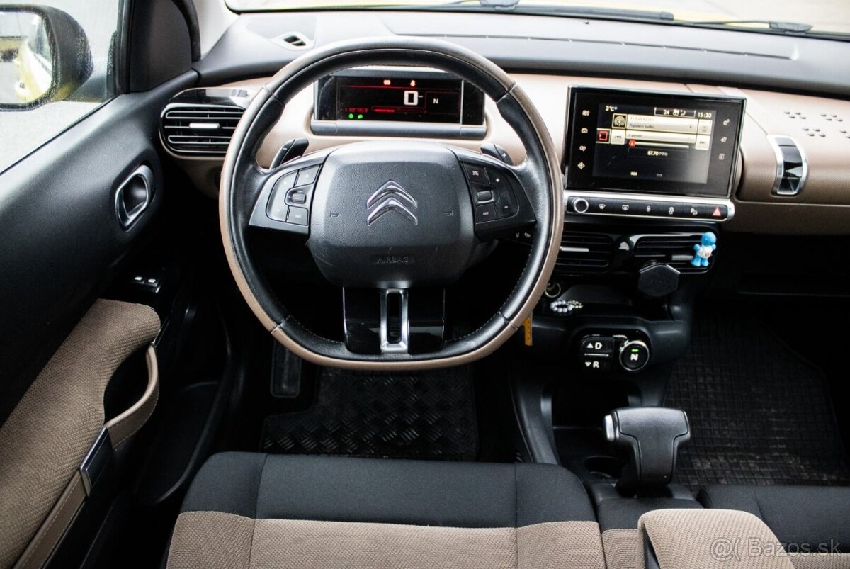 Citroën C4 Cactus 73kW (2015) - 12