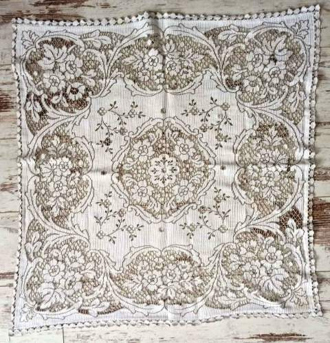 Retro vyšívané obrusy - 12