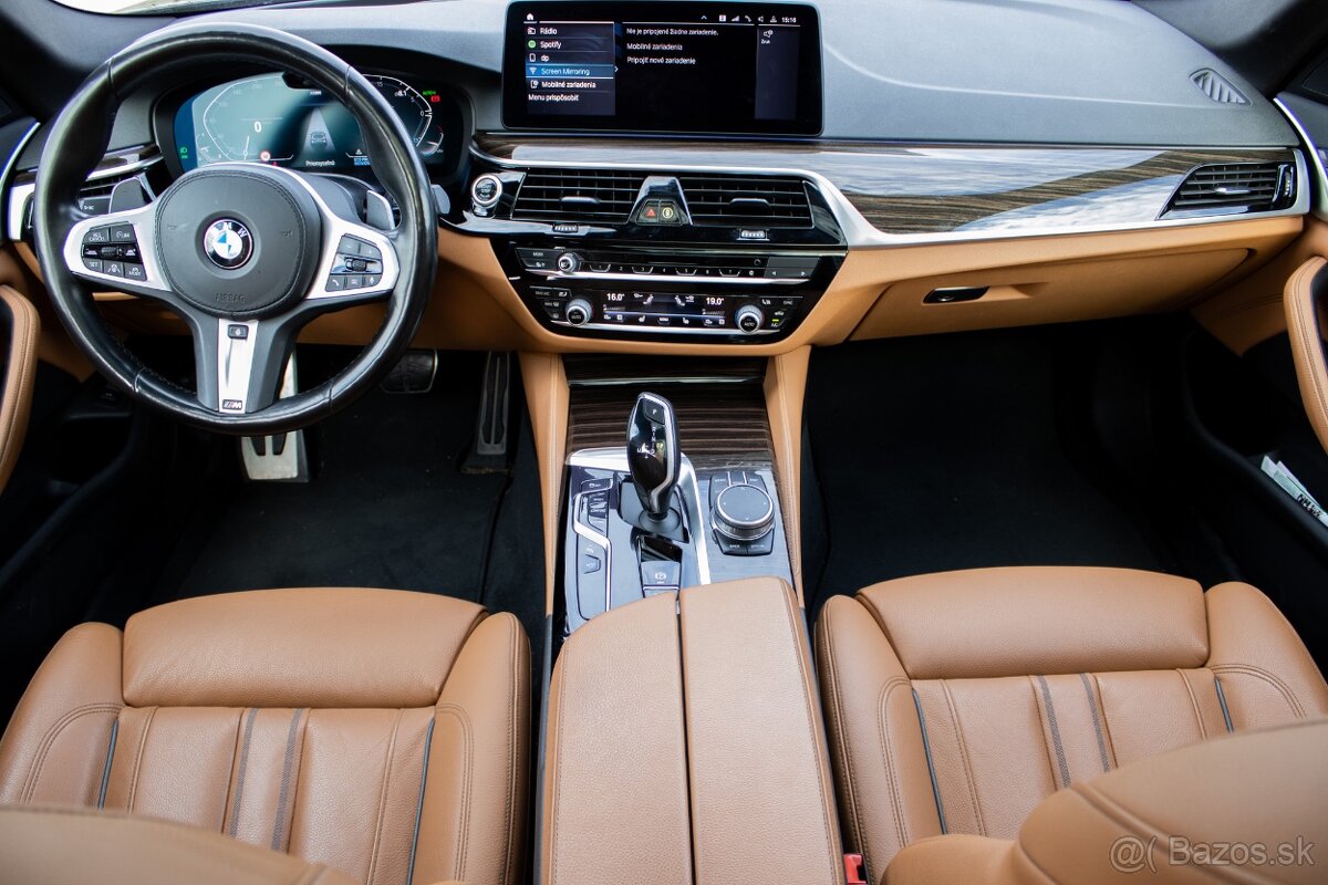 BMW Rad 5 Touring 540i MHEV xDrive M Sport - 12