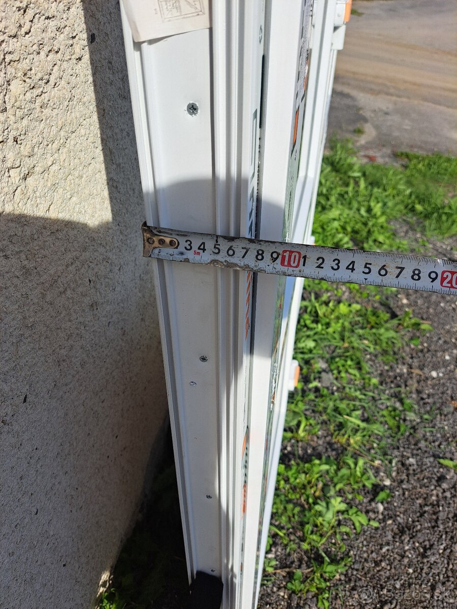 Vchodové plastové dvere - 12