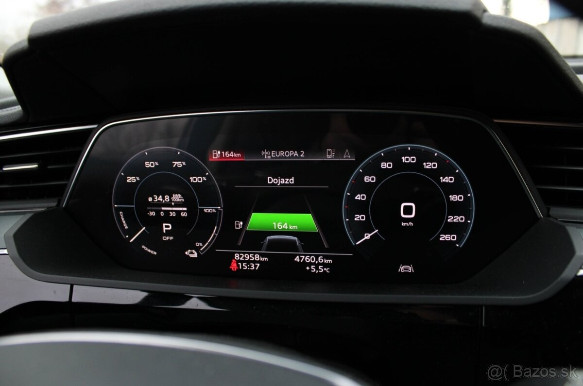 Audi E-tron 50 QUATTRO Advanced - 12