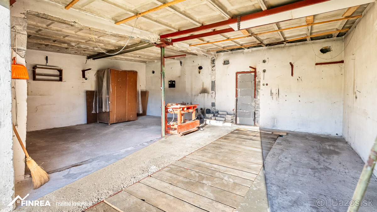 FINREA | Dvojgaráž v obci Istebné - 12