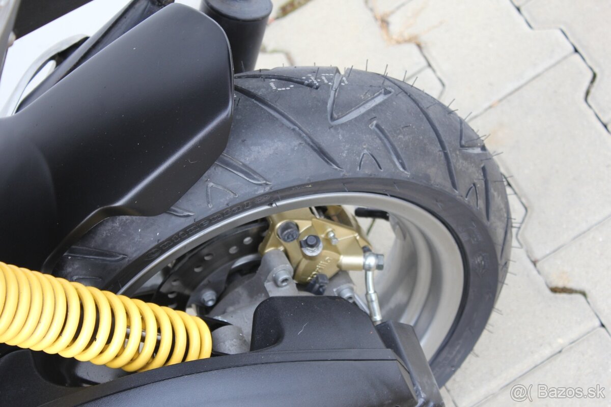 skúter aprilia SR50 2008 AM od 15 rokov ZIMNÁ CENA - 12