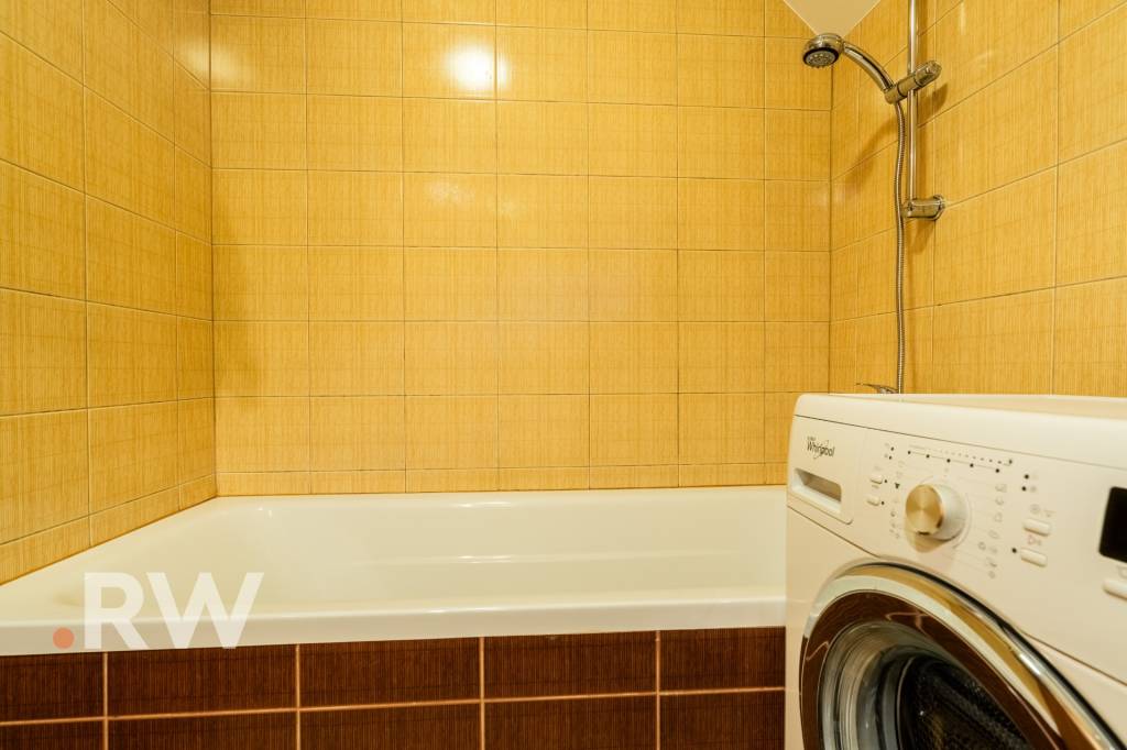 ÚTULNÝ 2 izb. BYT s POZEMKOM a PARKINGOM - Hrachová, Bratisl - 12