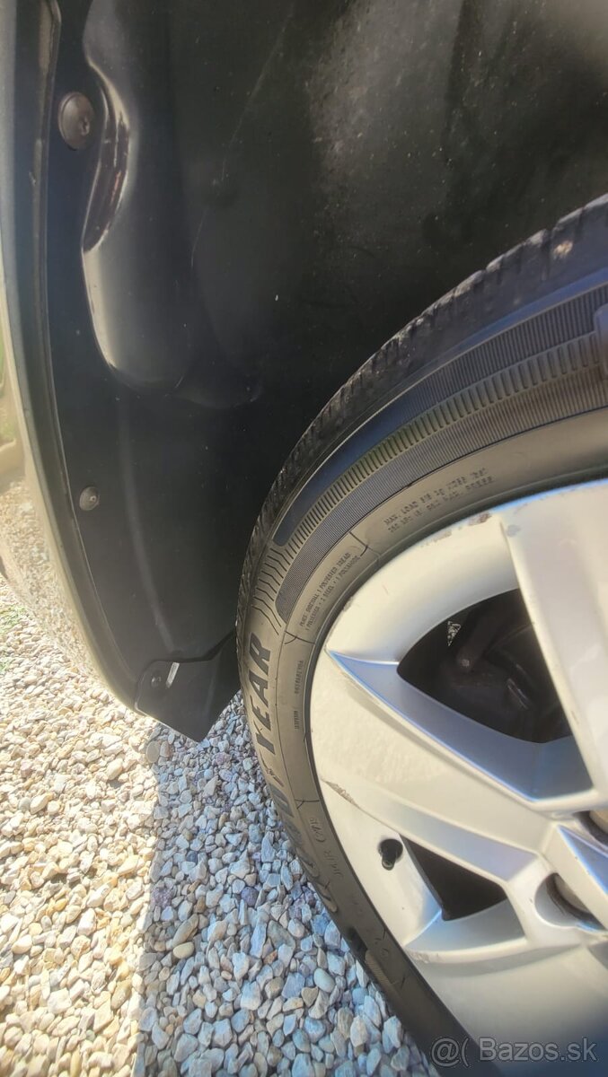 Škoda Yeti 1.2 Tsi - TOP STAV - 12