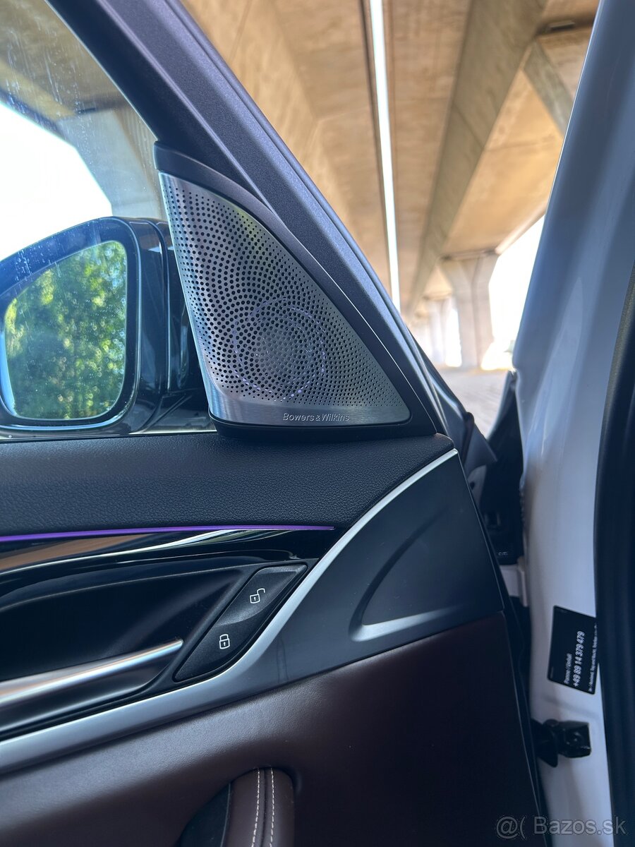 Predám BMW 540i xDrive G30 - 12