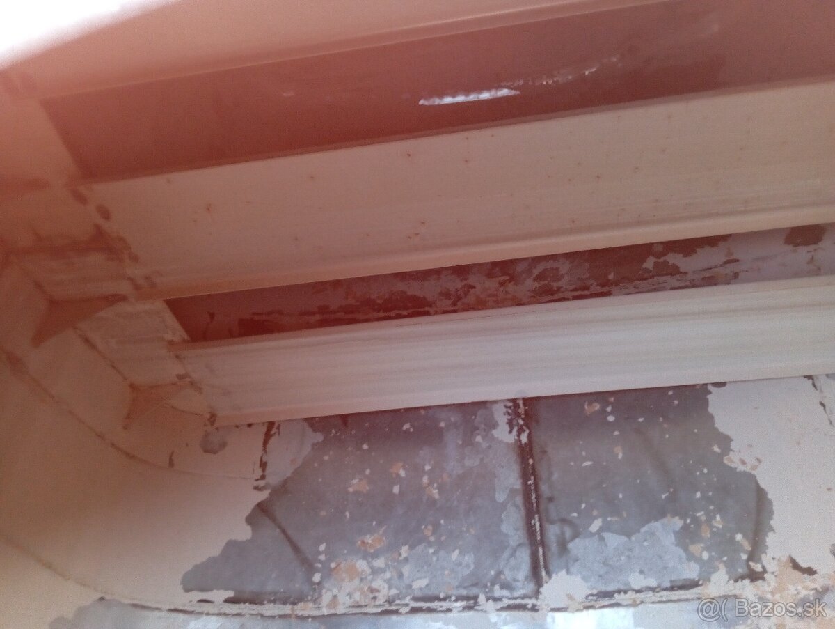 NÁDRŽ NEREZOVÁ 8000L RV.2008 - 12