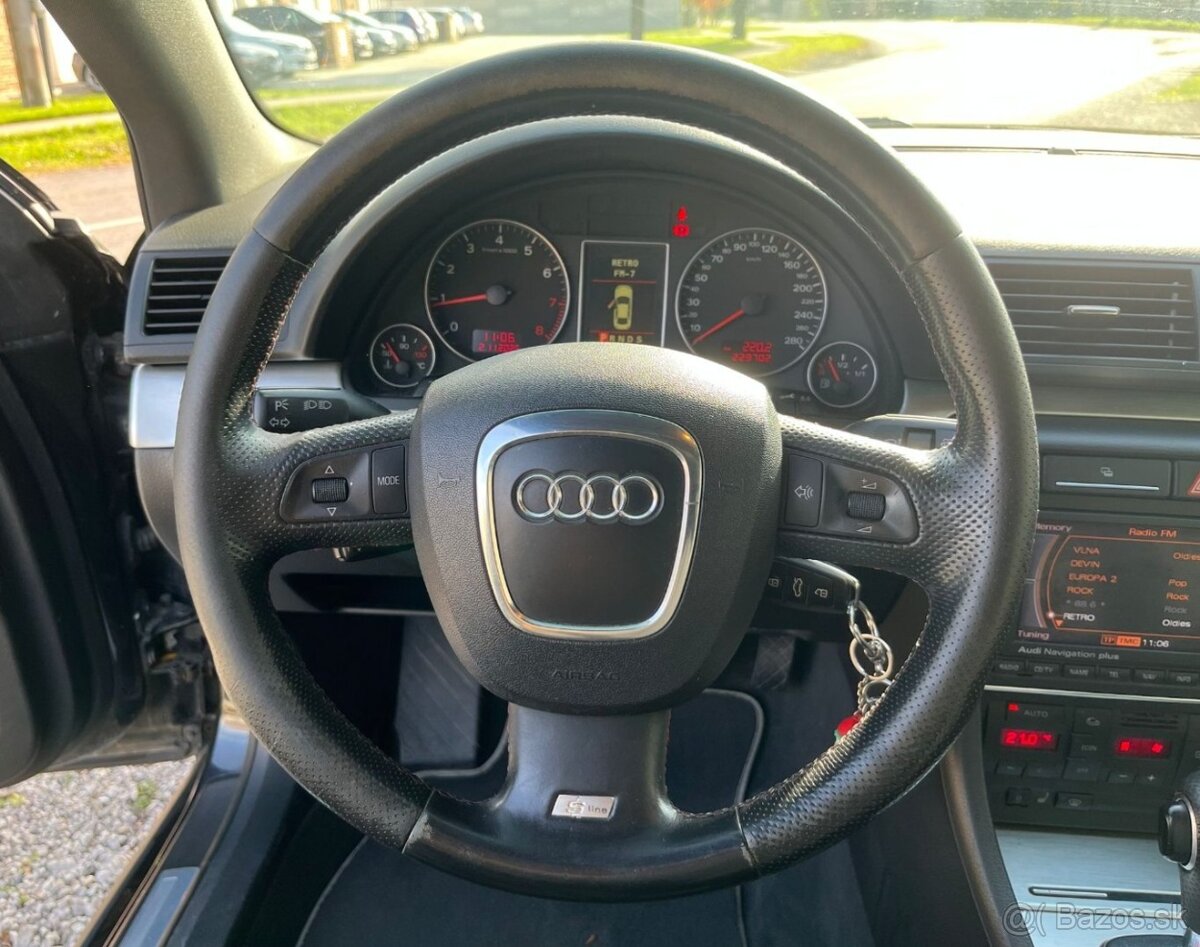 Audi A4 2.0 TFSI Quattro S-Line - 12