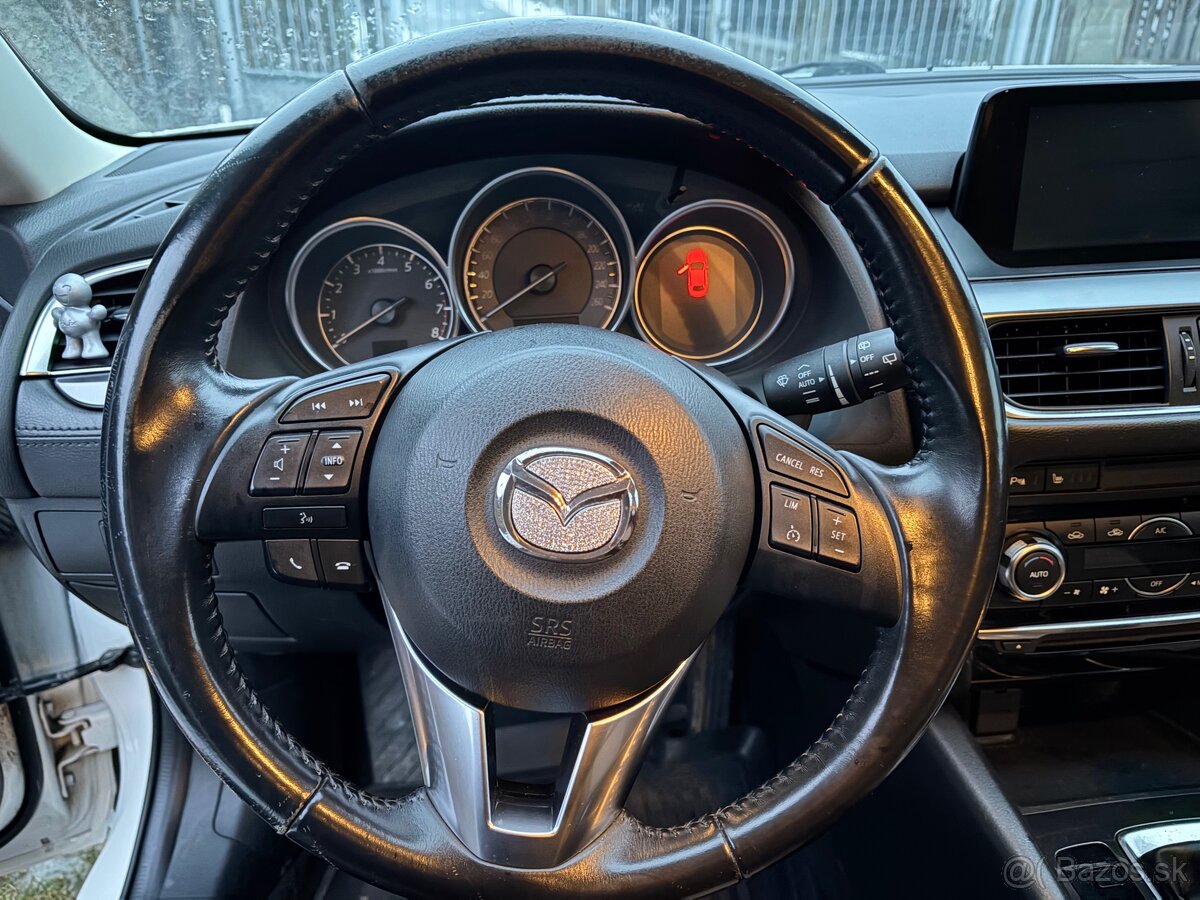 Mazda 6 wagoon combi 129k km benzin 6AT skyactive 2.0 - 12