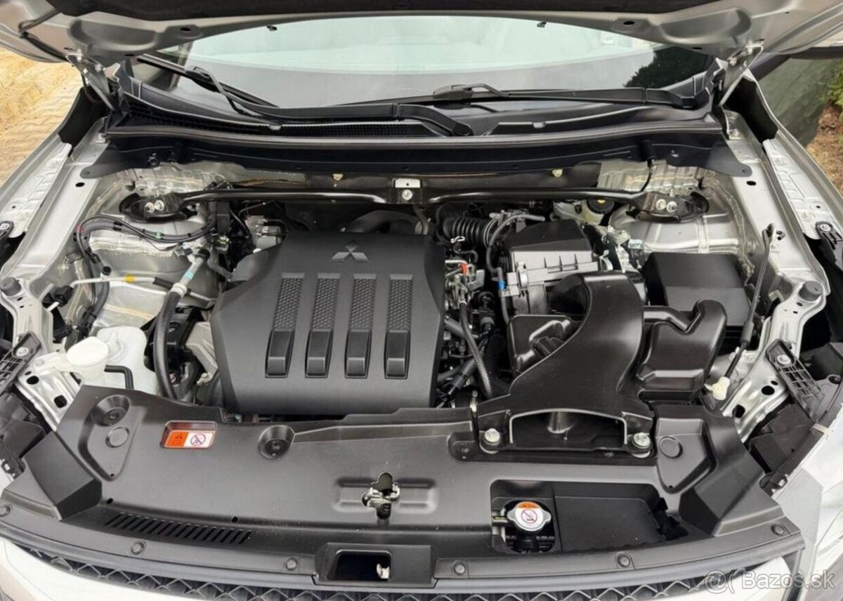 Mitsubishi Eclipse Cross 1,5T-i Active ,automat , Tažné - 12