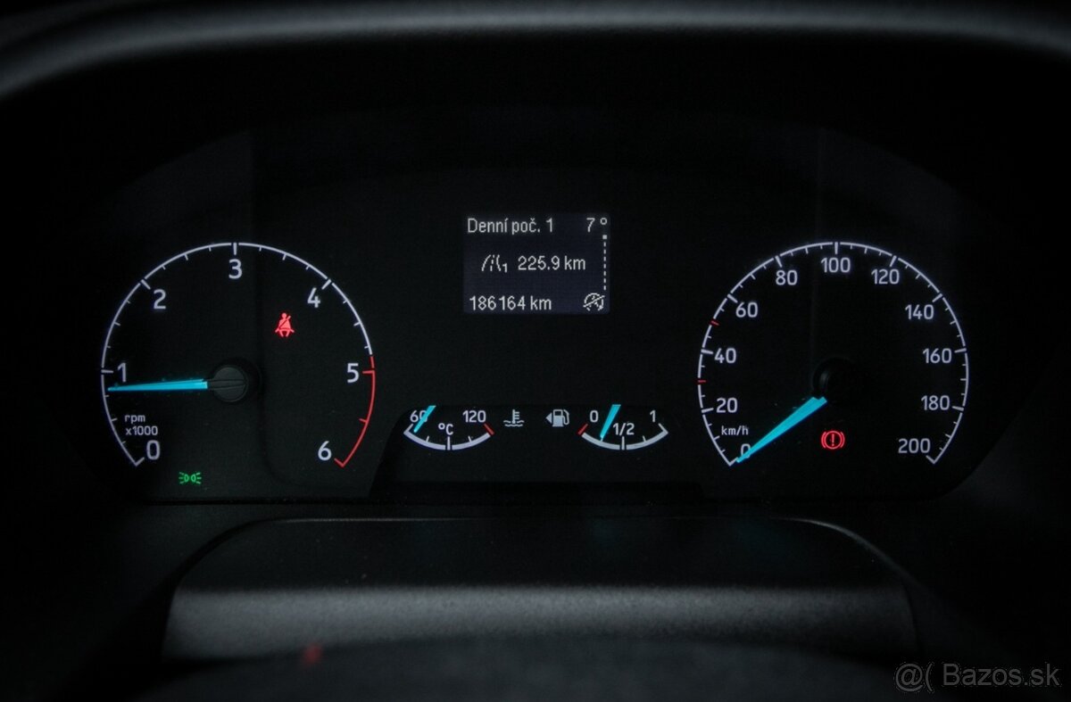 FORD Transit Custom 2.0 96kW 9-miestne 2018 - 12