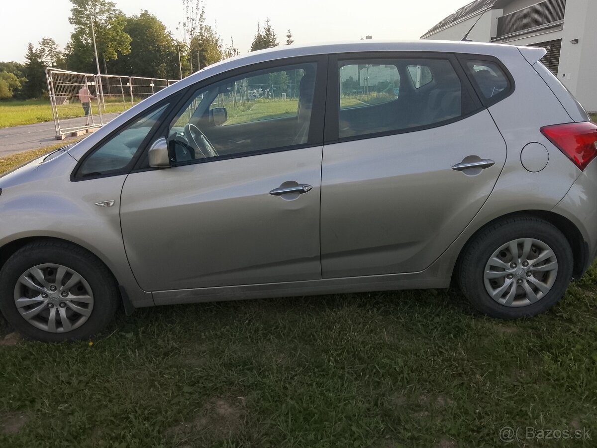 Hyundai ix20,1,6I - 12
