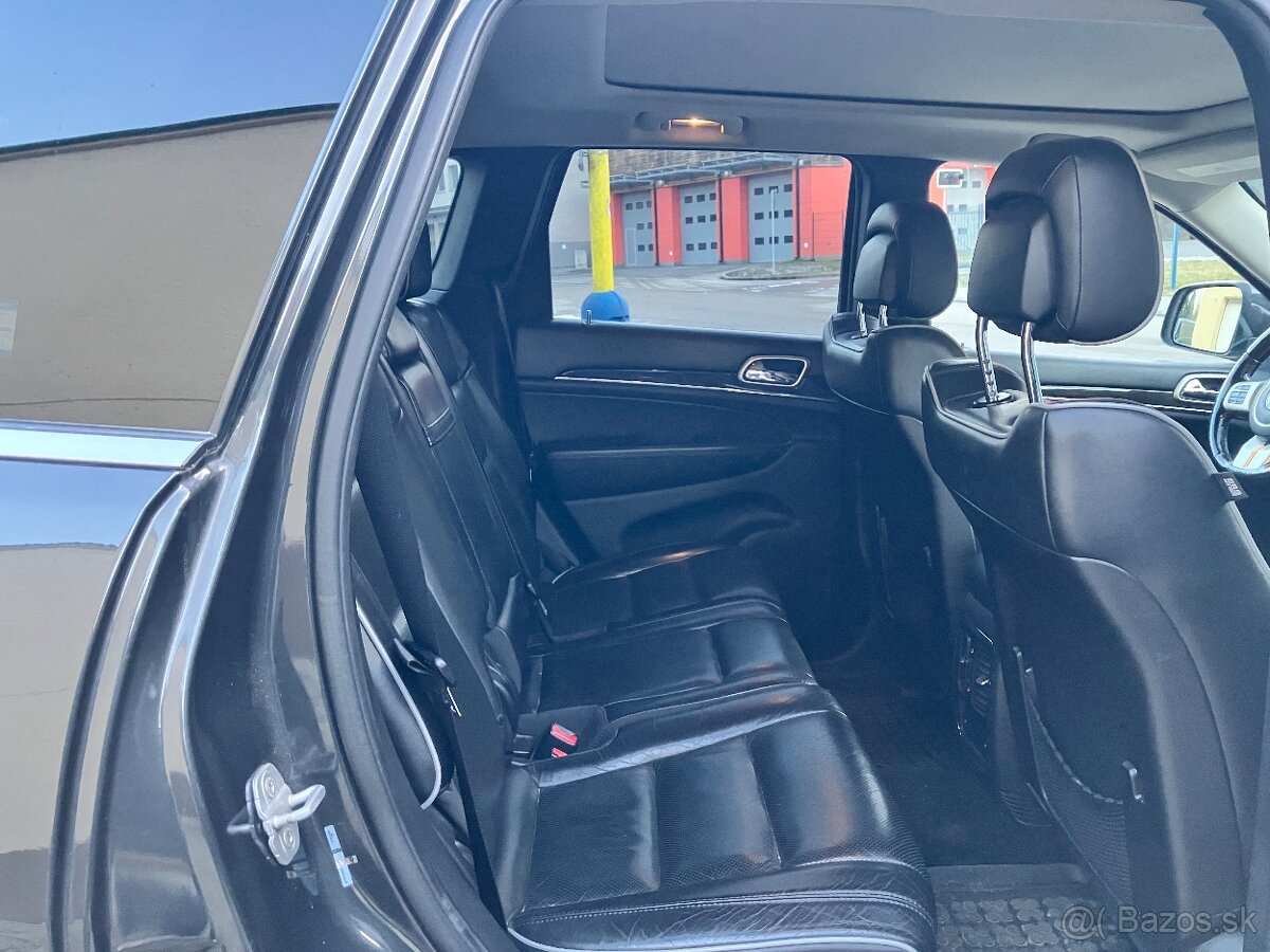 Jeep Grand Cherokee 3.0crdi OVERLAND - 12
