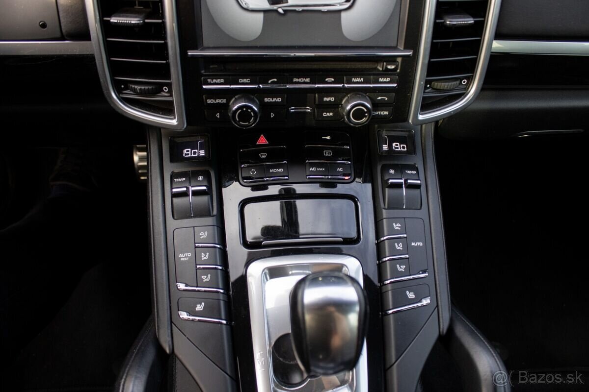 Porsche Cayenne Diesel Tiptronic S / 176kW / A8 / 2011 - 12