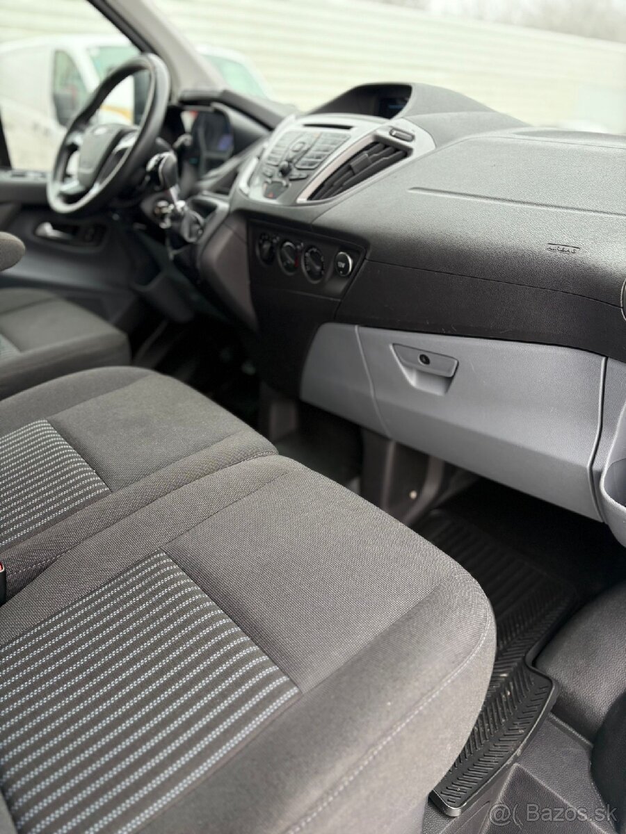 Ford Transit Custom bus 9-miestne - 12