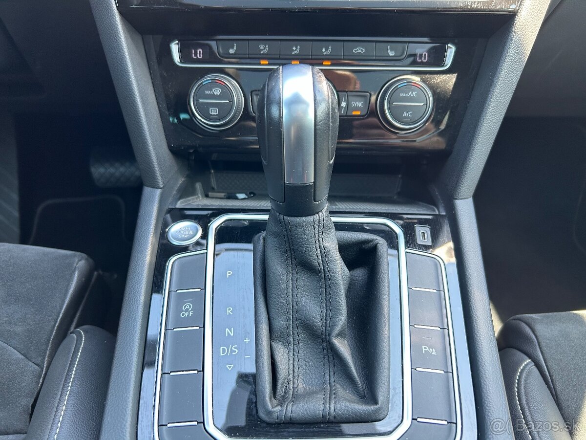 VW Passat B8.5 R-Line 1.5 TSi DSG Facelift 2020 •Odpočet DPH - 12