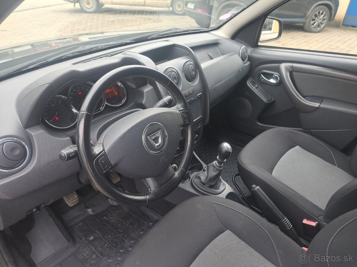 Dacia Duster 4x4 benzin - 12