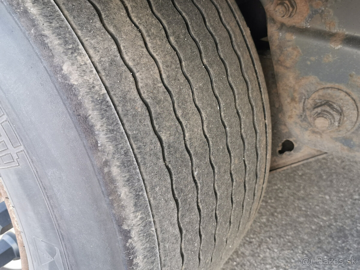 Prodám valníkový návěs KRONE SD low deck - 12