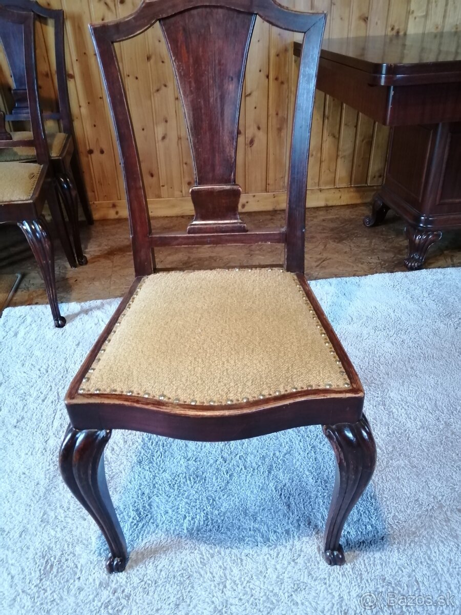 Príborník, stôl a stoličky - 12