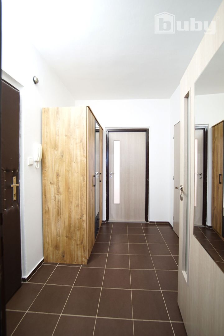 Na prenájom 2 izbový byt (49 m2) Záturčí, Martin. - 12