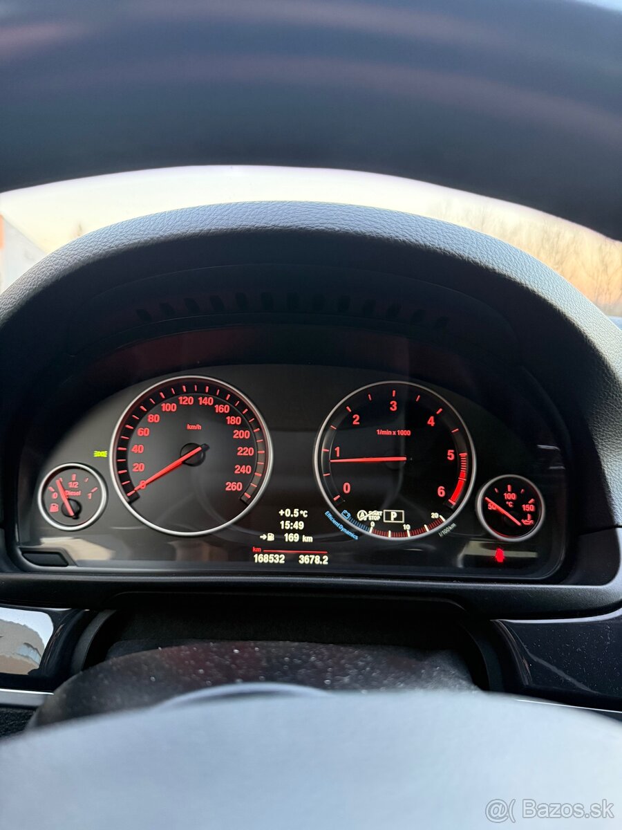 BMW F10 525 d Xdrive - 12