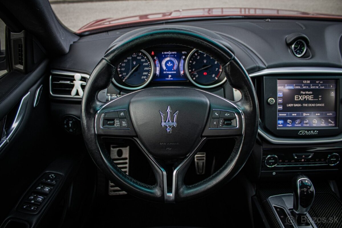 Maserati Ghibli S Q4, 302kW - 12